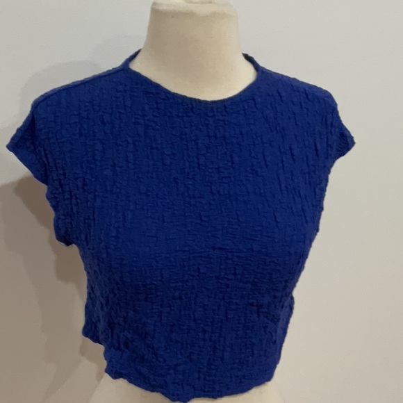 L'Academie Farah Crop Top in Clasdic Blue, Size M - Picture 6 of 10